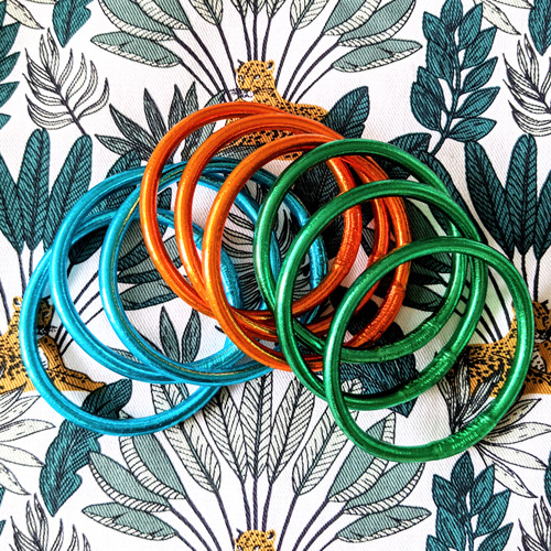 Bracelet jonc bouddhiste bleu, vert et orange Maia et Zoé
