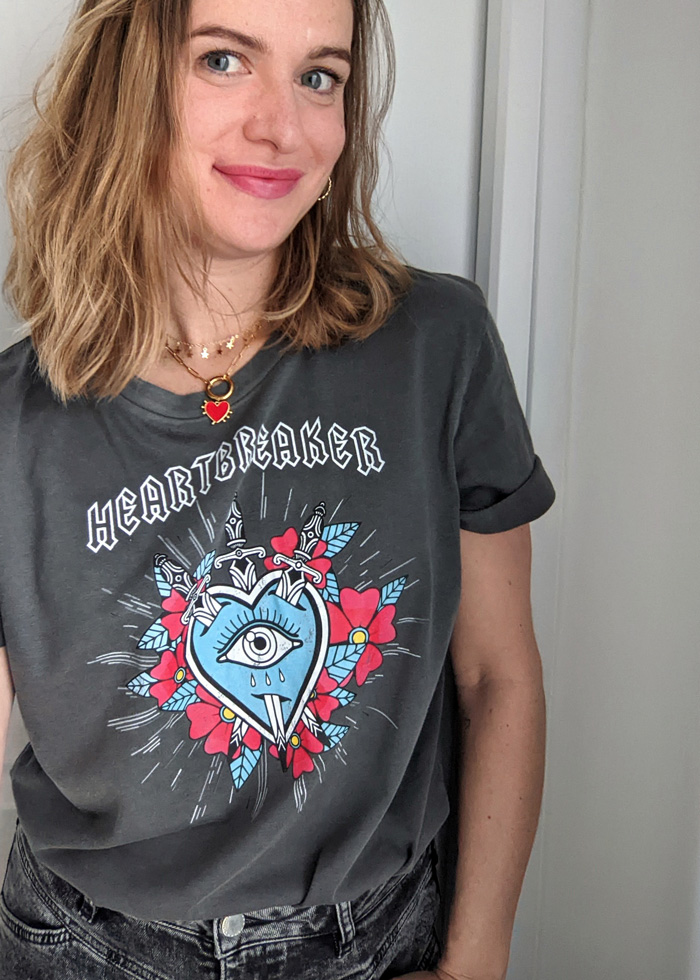 Tee-shirt rock délavé Heartbreaker, t-shirt gris vintage, création originale Maia et Zoé
