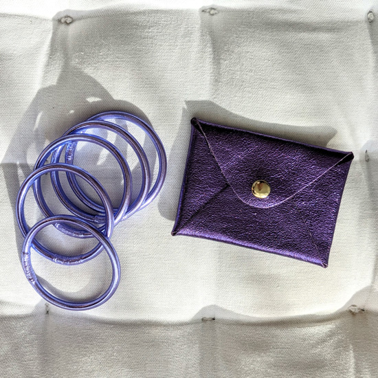 Pochette-London-XS-violet-porte-carte-cuir-irisé