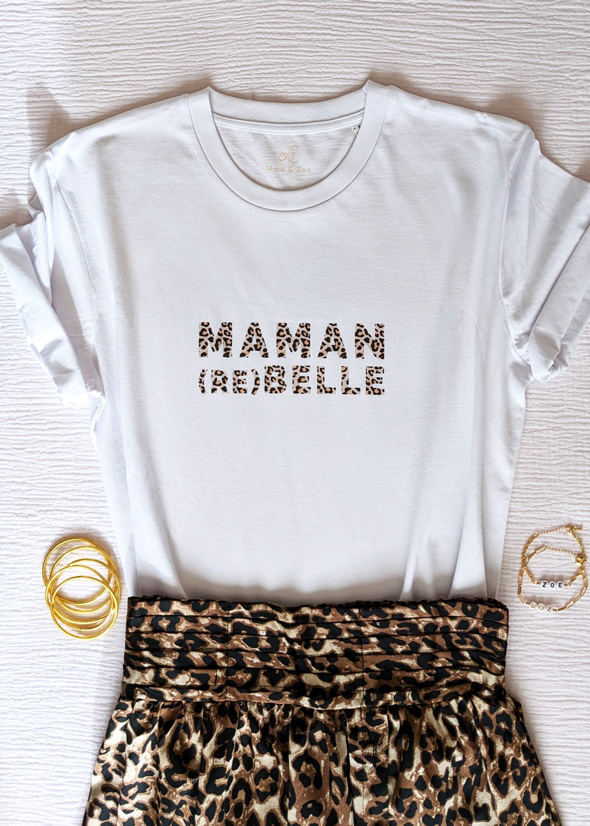 Le t-shirt maman rebelle est le cadeau idéal comme t-shirt mum of. Création originale Maia et Zoé