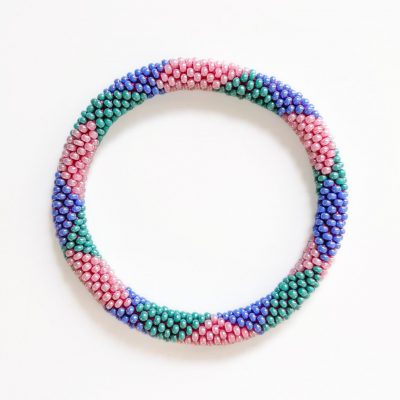 Bracelet népalais #103 (vert, bleu et rose)